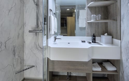 Celebrity Cruises, Celebrity Constellation, Prime Aquaclass, Copyright - CEL 3